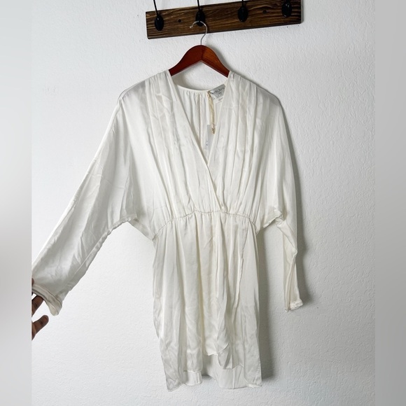 Forte Forte silk-blend white V-neck dress - Picture 3 of 8